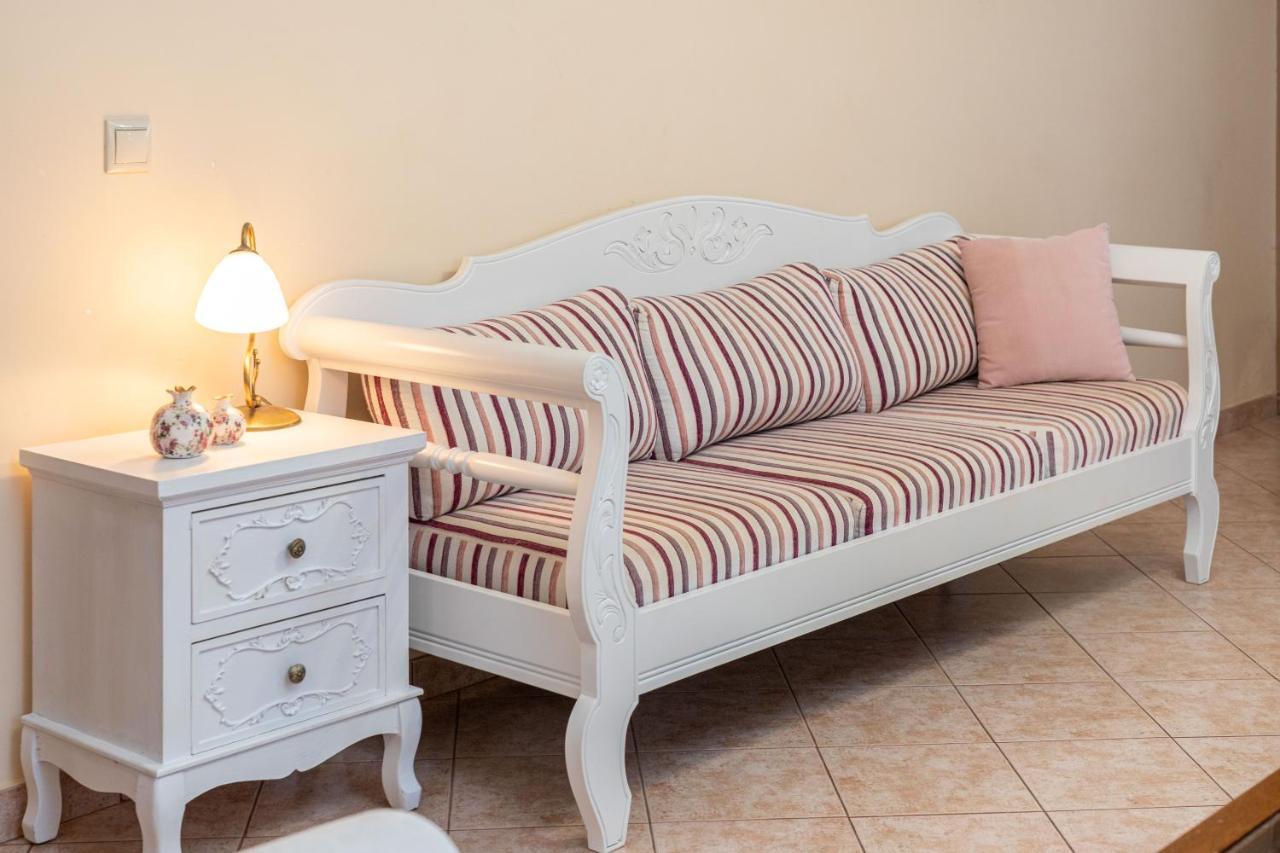 Artemis Superb 2 Bedroom Apartment 700 M Away From The Beach Minia Екстер'єр фото